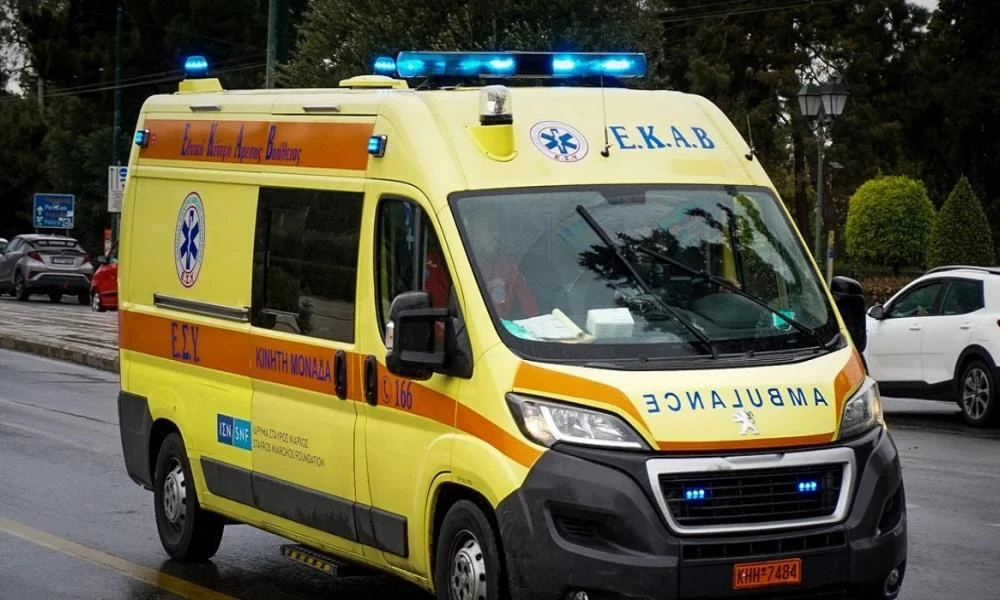 Θρίλερ στην Αιτωλοακαρνανία: 48χρονη βρέθηκε νεκρή στη μέση του δρόμου